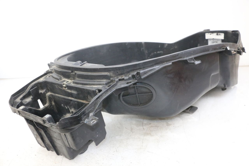 photo de COFFRE SELLE PIAGGIO X10 125 (2012 - 2017)