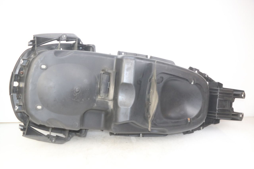 photo de COFFRE SELLE PIAGGIO X8 125 (2004 - 2007)