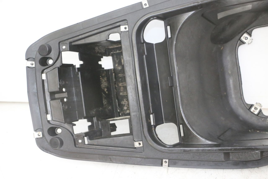 photo de COFFRE SELLE GILERA RUNNER SL 50 (2006 - 2009)