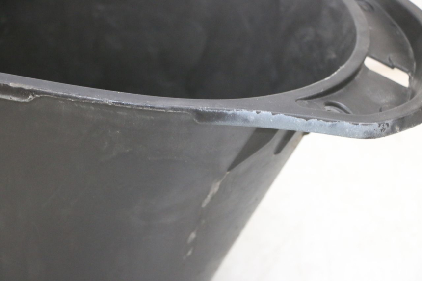 photo de COFFRE SELLE DAELIM S1 125 (2007 - 2016) - Points de fixation