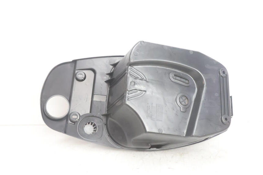 photo de COFFRE SELLE JM MOTORS SANTANA EVO 50 (2024 - 2026) - État de surface
