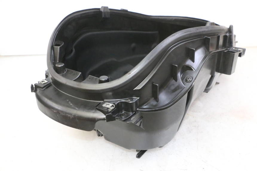 photo de COFFRE SELLE PEUGEOT SATELIS 125 (2013 - 2018)