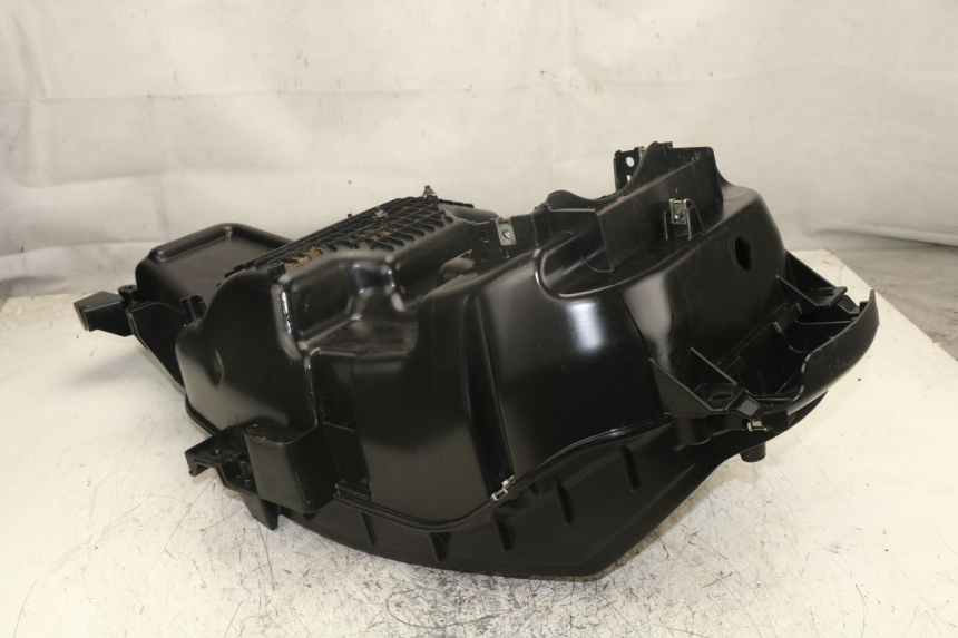 photo de COFFRE SELLE PEUGEOT SATELIS 400 (2007 - 2013)