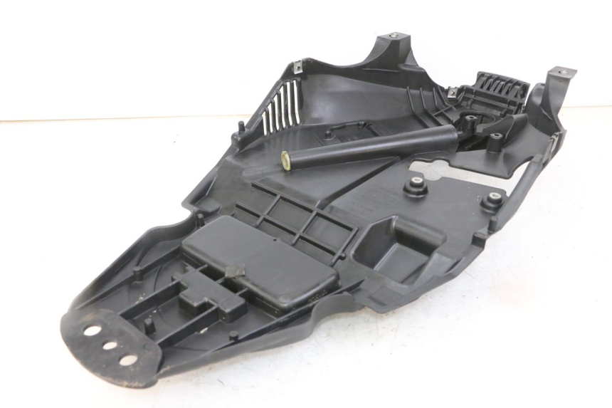 photo de COFFRE SELLE APRILIA SCARABEO GT TOURING 125 (1999 - 2005)