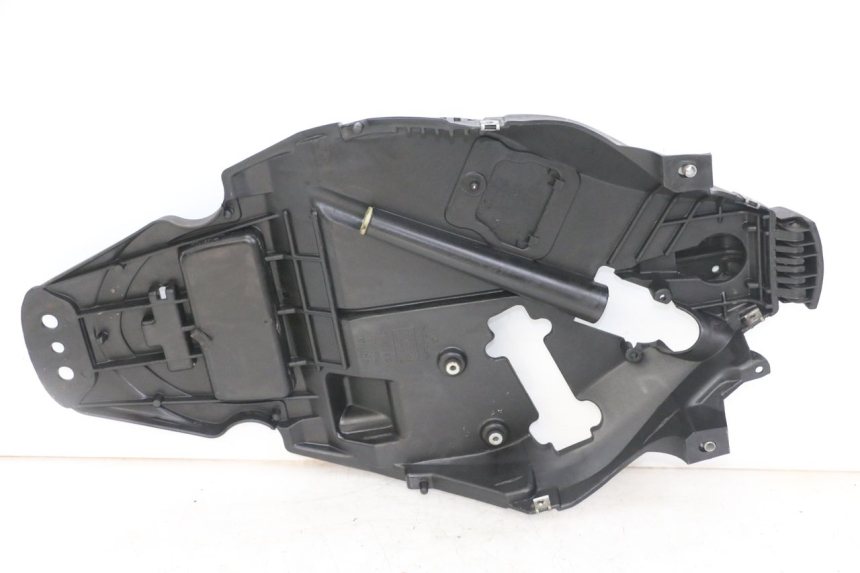 photo de COFFRE SELLE APRILIA SCARABEO GT TOURING 125 (1999 - 2005)