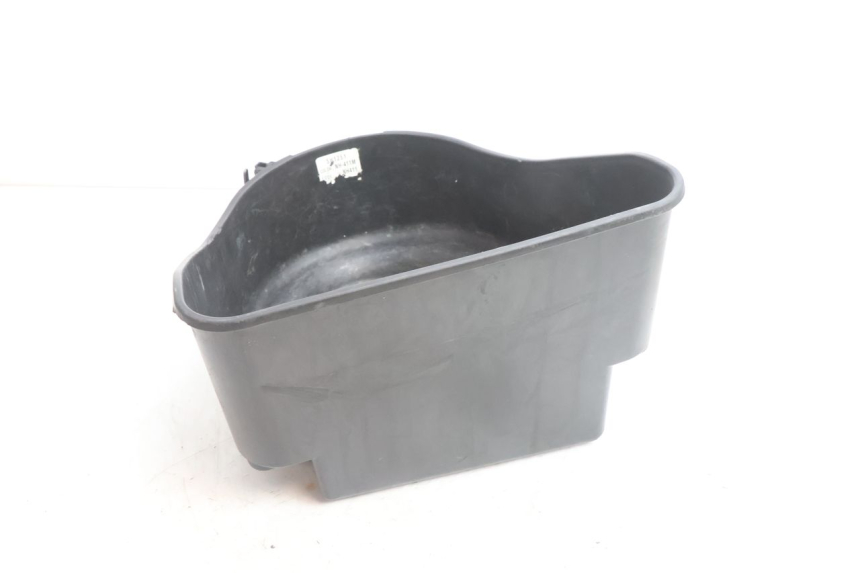 photo de COFFRE SELLE HONDA SH 125 (2001 - 2003) - Autre angle de vue