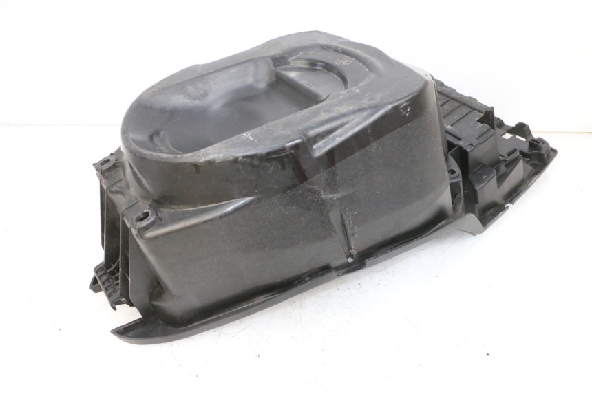 photo de COFFRE SELLE PEUGEOT SPEEDFIGHT 4 4T EFI 50 (2021 - 2025) - Zoom état d’usage