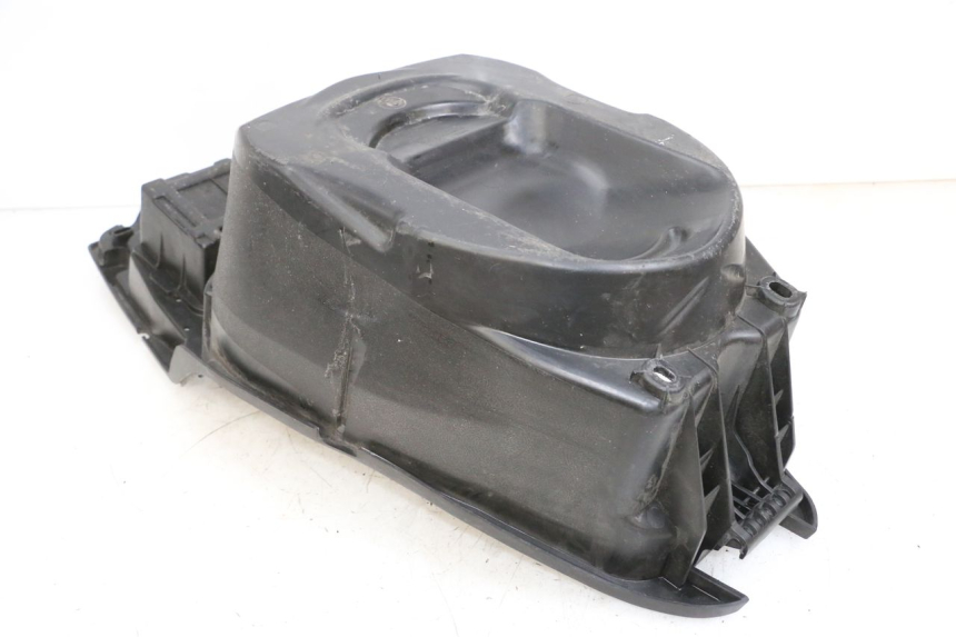 photo de COFFRE SELLE PEUGEOT SPEEDFIGHT 4 4T EFI 50 (2021 - 2025) - Autre angle de vue