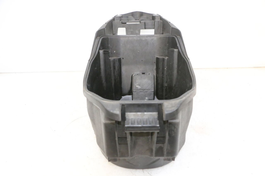 photo de COFFRE SELLE PEUGEOT SPEEDFIGHT 4 4T EFI 50 (2021 - 2025) - Points de fixation