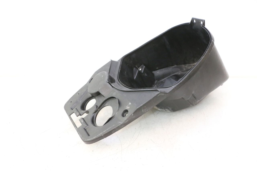 photo de COFFRE SELLE PEUGEOT SPEEDFIGHT LC 50 (1996 - 2002) - Gros plan technique