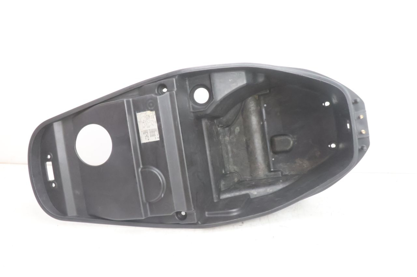 photo de COFFRE SELLE KYMCO SUPER 8 2T 50 (2007 - 2013) - Vue principale