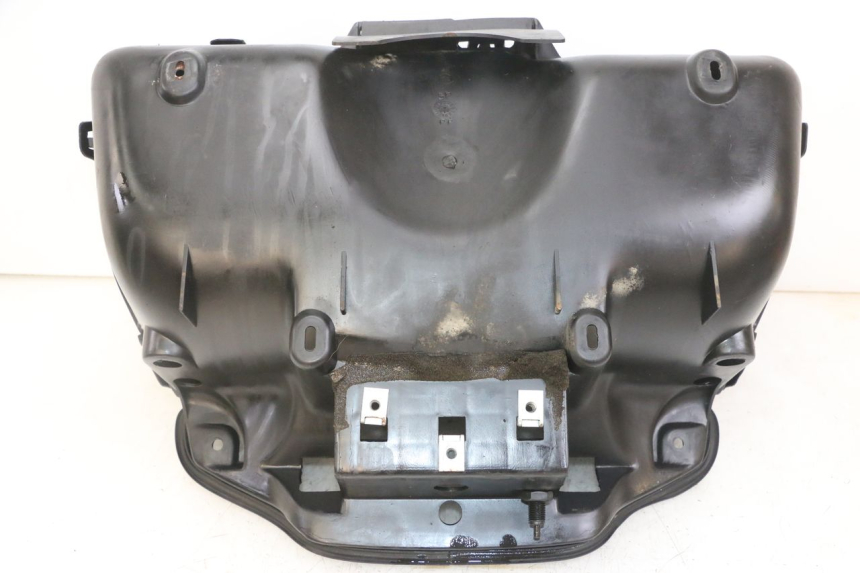 photo de COFFRE SELLE PIAGGIO SUPER LX 125 (2000 - 2003)