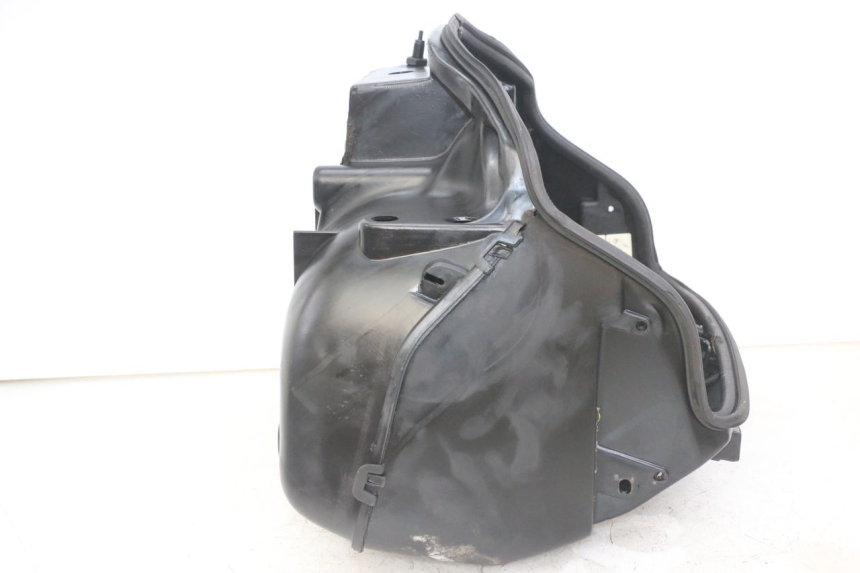 photo de COFFRE SELLE PIAGGIO SUPER LX 125 (2000 - 2003)