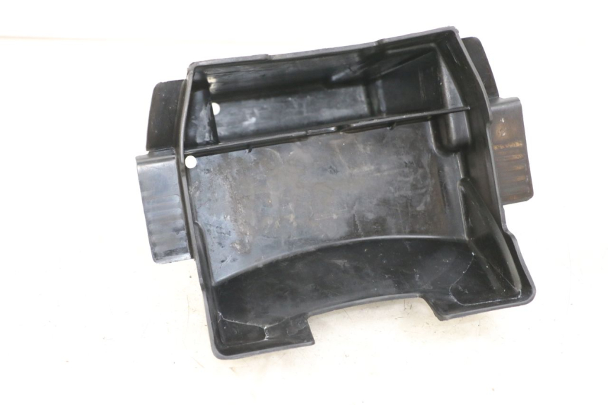 photo de COFFRE SELLE SUZUKI GZ MARAUDER 125 (1998 - 2004)