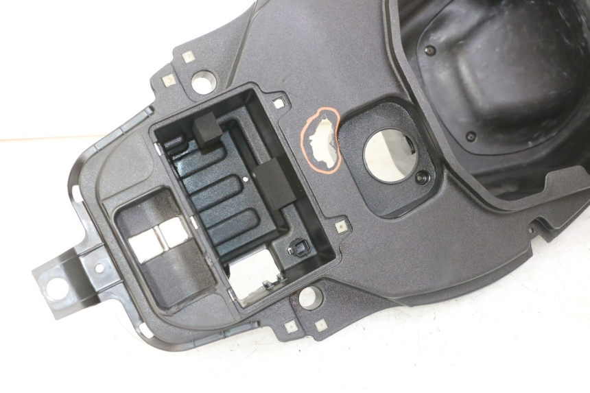 photo de COFFRE SELLE APRILIA SXR 50 (2021 - 2023)