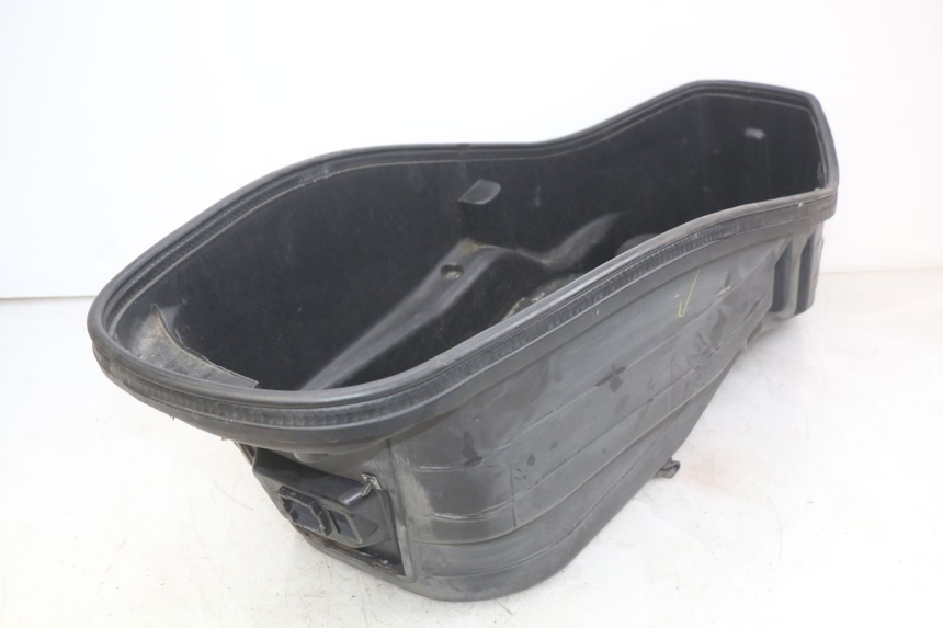 photo de COFFRE SELLE SYM GTS EFI 125 (2012 - 2016)