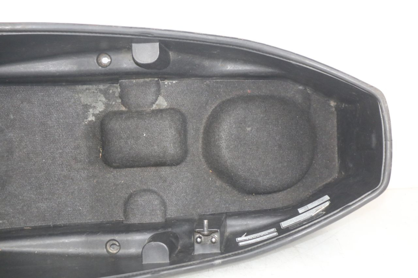 photo de COFFRE SELLE SYM GTS EFI 125 (2012 - 2016)