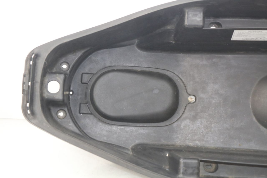 photo de COFFRE SELLE TGB X-MOTION XMOTION 125 (2008 - 2014)