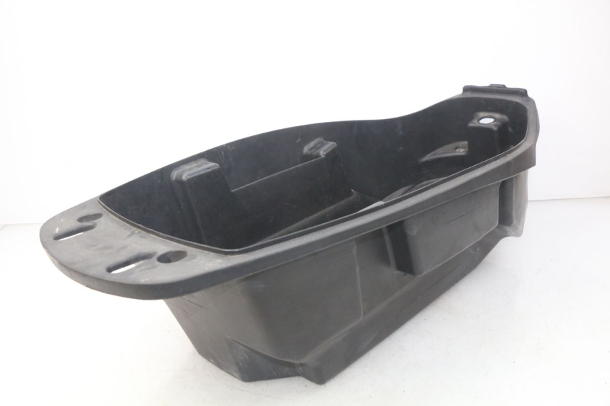 photo de COFFRE SELLE TGB X-MOTION XMOTION 125 (2008 - 2014)