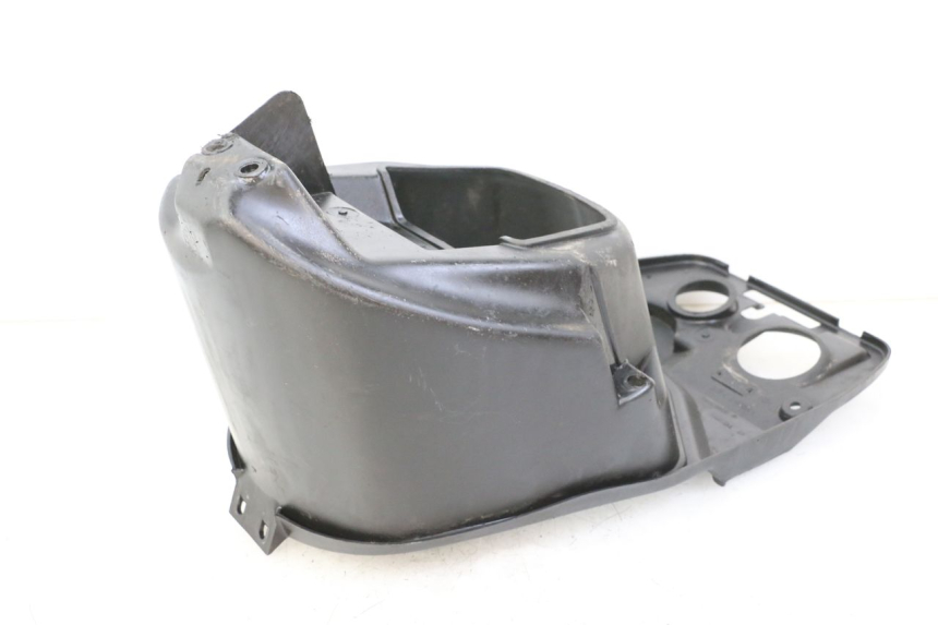 photo de COFFRE SELLE PEUGEOT TKR TREKKER FURIOUS 50 (2005 - 2014) - Autre angle de vue