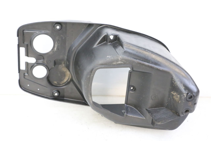 photo de COFFRE SELLE PEUGEOT TKR TREKKER FURIOUS 50 (2005 - 2014) - Points de fixation