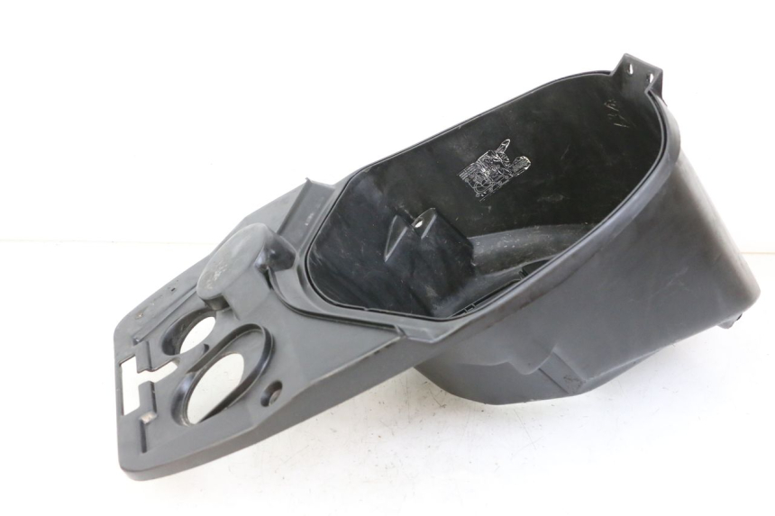 photo de COFFRE SELLE PEUGEOT TKR TREKKER FURIOUS 50 (2005 - 2014) - État de surface