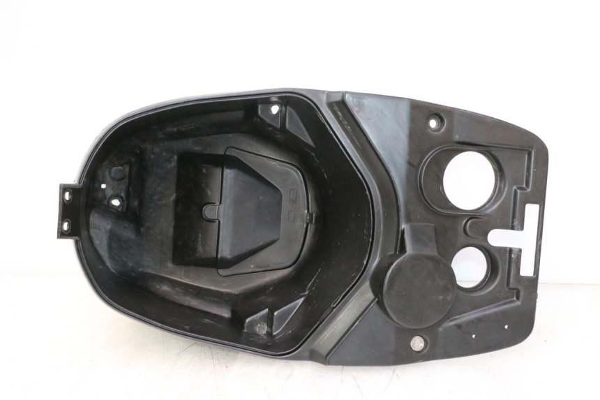 photo de COFFRE SELLE PEUGEOT TREKKER 50 (1995 - 2004) - Vue principale