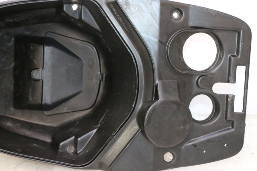 photo de COFFRE SELLE PEUGEOT TREKKER 50 (1995 - 2004) - Vue produit
