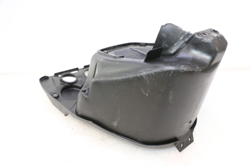 photo de COFFRE SELLE PEUGEOT TREKKER 50 (1995 - 2004) - Zoom état d’usage