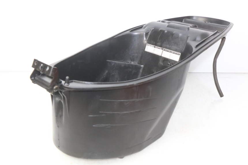 photo de COFFRE SELLE PEUGEOT TWEET 4T 50 (2018 - 2020)