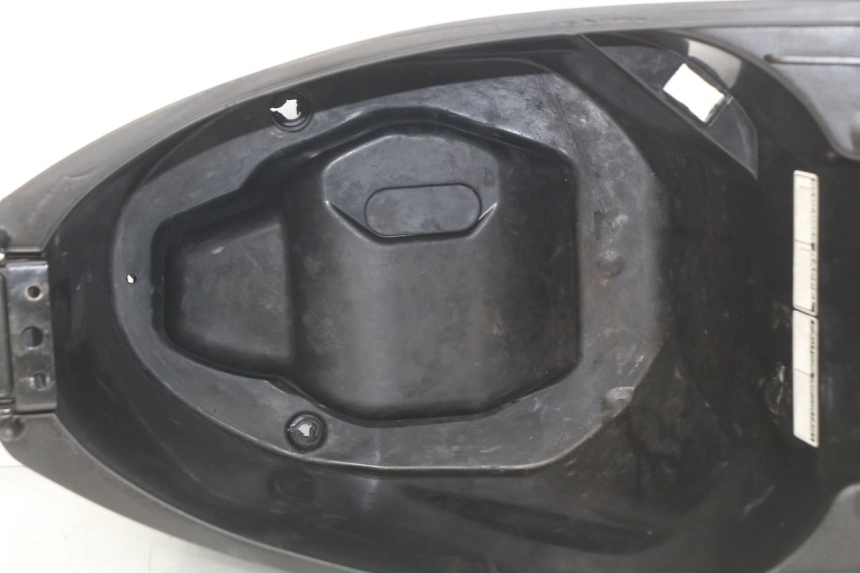 photo de COFFRE SELLE PEUGEOT TWEET 4T 50 (2018 - 2020)