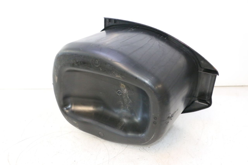 photo de COFFRE SELLE PIAGGIO VESPA S 2T 50 (2007 - 2014) - Autre angle de vue