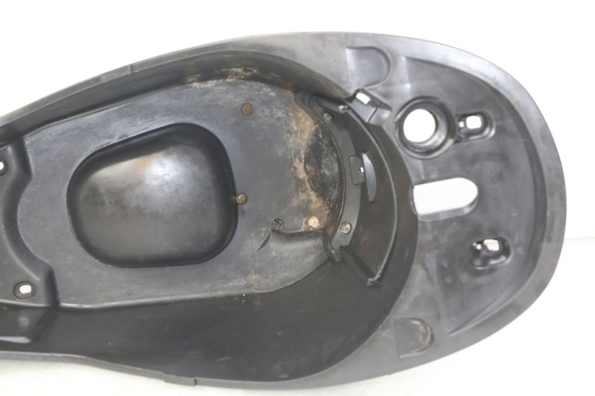 photo de COFFRE SELLE PEUGEOT VIVACITY NEW 2T 50 (2008 - 2017)