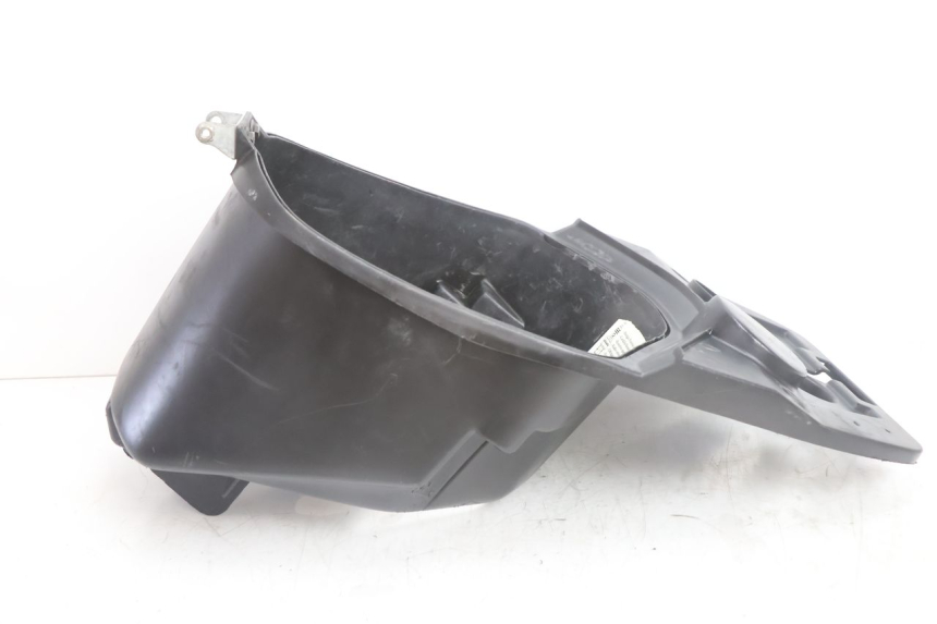 photo de COFFRE SELLE PEUGEOT VIVACITY 100 (1999 - 2008) - Points de fixation