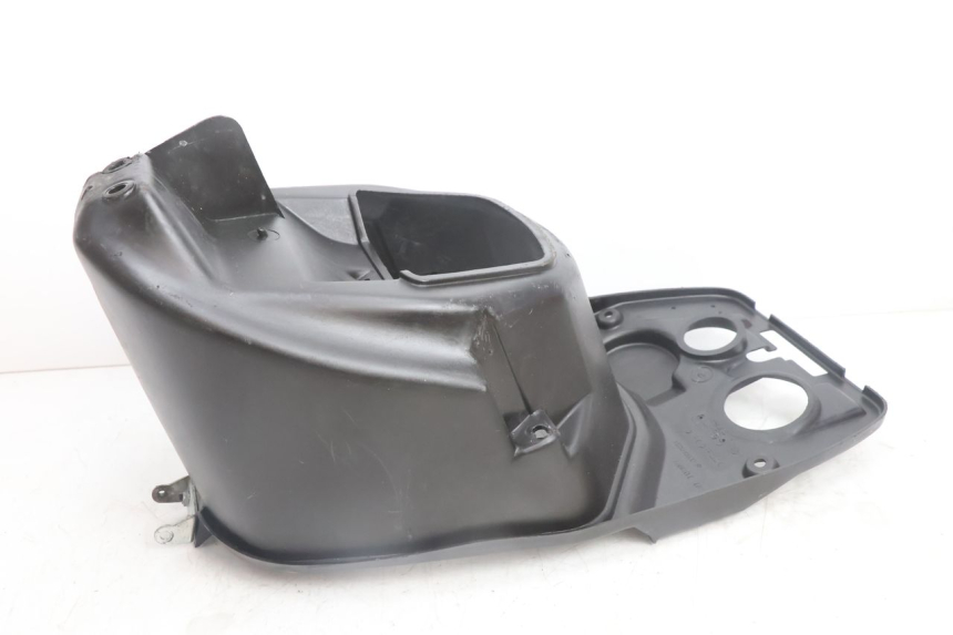 photo de COFFRE SELLE PEUGEOT VIVACITY 100 (1999 - 2008) - État de surface