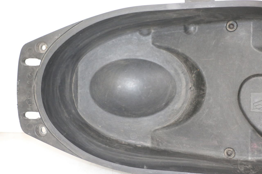 photo de COFFRE SELLE YAMAHA X-MAX XMAX 250 (2006 - 2009)