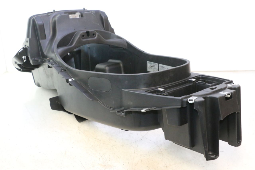 photo de COFFRE SELLE PIAGGIO X8 STREET 125 (2006 - 2007) - Vue produit