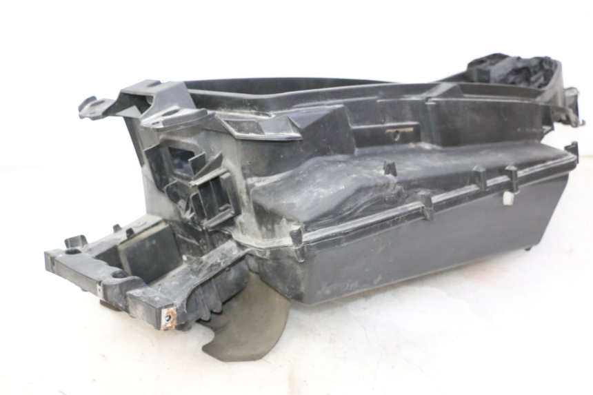 photo de COFFRE SELLE PIAGGIO X9 EVOLUTION 125 (2003 - 2007)
