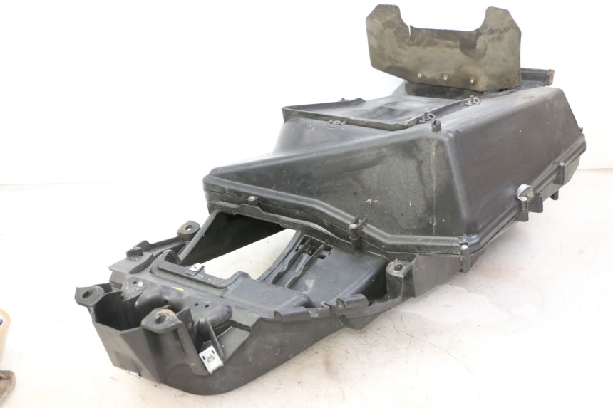 photo de COFFRE SELLE PIAGGIO X9 EVOLUTION 125 (2003 - 2007)
