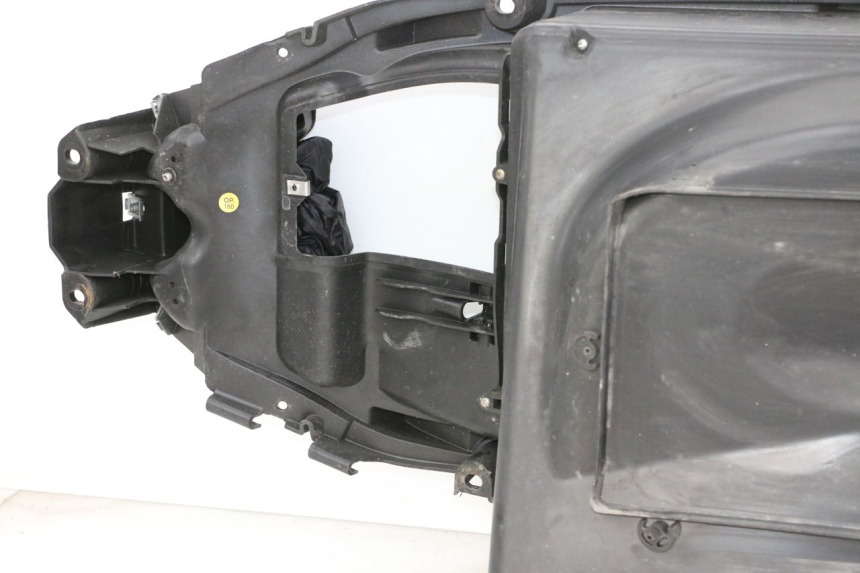 photo de COFFRE SELLE PIAGGIO X9 EVOLUTION 125 (2003 - 2007)