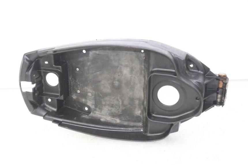 photo de COFFRE SELLE YAMAHA BW'S NAKED 50 (2008 - 2019)
