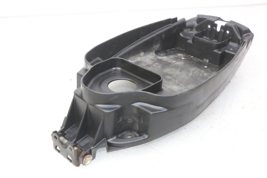 photo de COFFRE SELLE YAMAHA BW'S NAKED 50 (2008 - 2019)