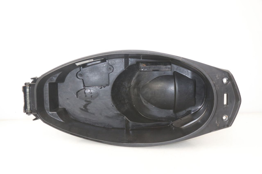 photo de COFFRE SELLE YAMAHA CYGNUS X 125 (2004 - 2007)