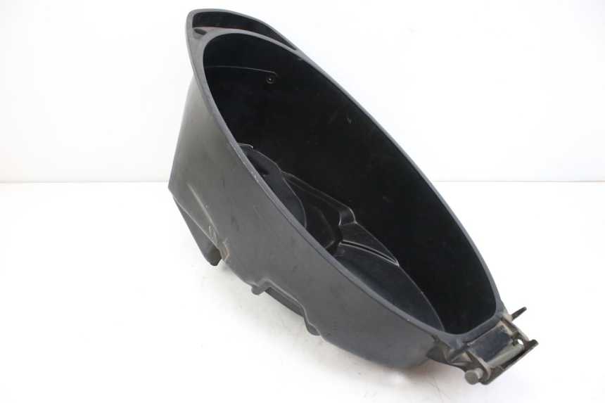 photo de COFFRE SELLE YAMAHA CYGNUS X INJECTION 125 (2007 - 2013)