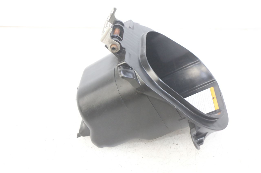 photo de COFFRE SELLE YAMAHA HW XENTER 125 (2011 - 2017)