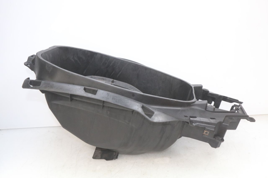 photo de COFFRE SELLE YAMAHA N-MAX NMAX 125 (2017 - 2020)