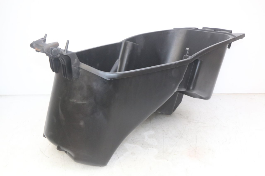 photo de COFFRE SELLE YAMAHA YP MAJESTY 125 (2007 - 2010)