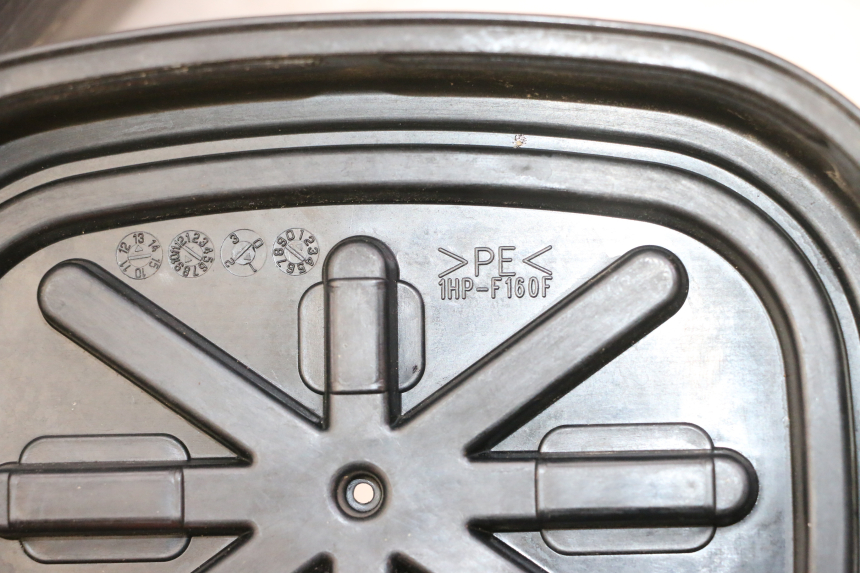 photo de COFFRE SELLE YAMAHA YFM GRIZZLY 550 (2008 - 2015)