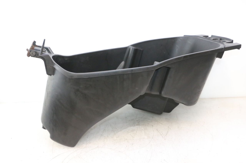 photo de COFFRE SELLE YAMAHA YP MAJESTY 125 (1998 - 2001) - Pièce contrôlée