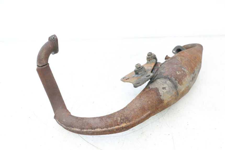 photo de COLLECTEUR PEUGEOT TREKKER 50 (1995 - 2004) - Points de fixation